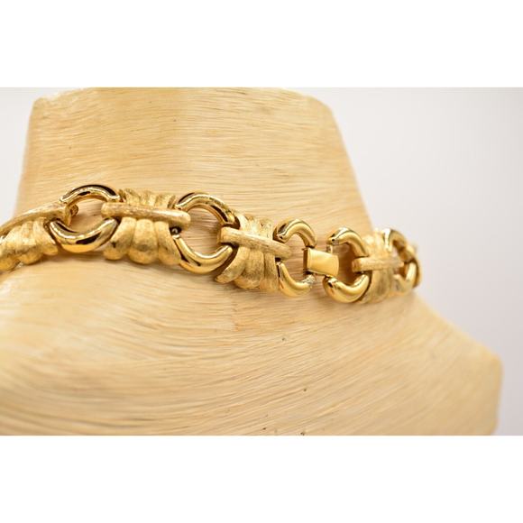 Givenchy Vintage Collar Necklace Brushed Gold Textured Chunky Signed 1980s 9A - Picture 10 of 12